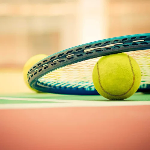 Quadra de tênis com medidas oficiais